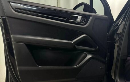 Porsche Cayenne III, 2021 год, 7 932 850 рублей, 14 фотография