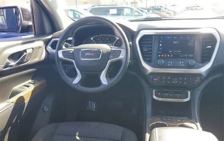 GMC Acadia II, 2022 год, 3 890 000 рублей, 9 фотография