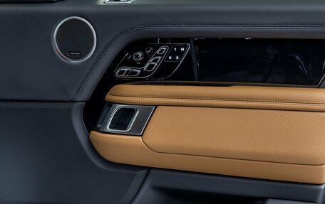 Land Rover Range Rover IV рестайлинг, 2019 год, 13 800 000 рублей, 15 фотография
