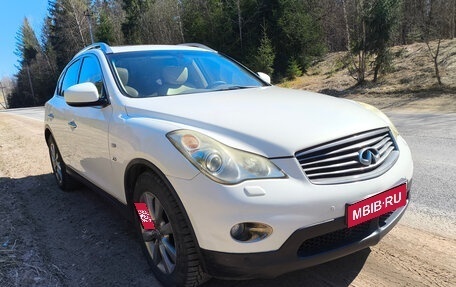 Infiniti QX50 I рестайлинг, 2013 год, 1 770 000 рублей, 1 фотография