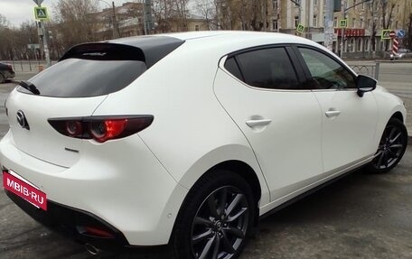 Mazda 3, 2019 год, 2 370 000 рублей, 4 фотография