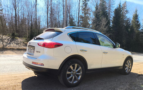 Infiniti QX50 I рестайлинг, 2013 год, 1 770 000 рублей, 7 фотография