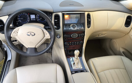 Infiniti QX50 I рестайлинг, 2013 год, 1 770 000 рублей, 11 фотография