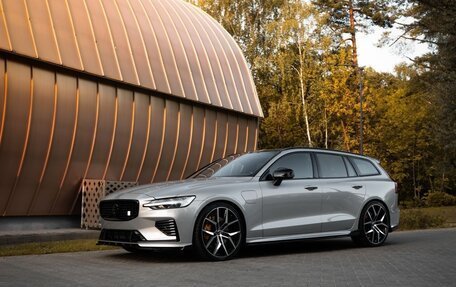Volvo V60 II, 2023 год, 7 600 000 рублей, 12 фотография