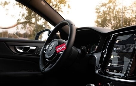 Volvo V60 II, 2023 год, 7 600 000 рублей, 10 фотография