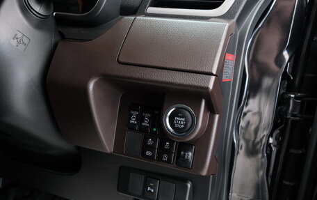 Toyota Roomy I, 2019 год, 1 219 000 рублей, 10 фотография