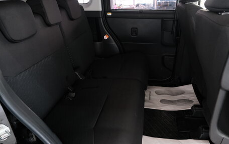 Toyota Roomy I, 2019 год, 1 219 000 рублей, 23 фотография