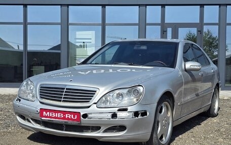 Mercedes-Benz S-Класс, 2002 год, 650 000 рублей, 1 фотография
