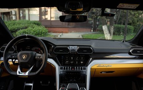 Lamborghini Urus I, 2021 год, 24 500 000 рублей, 10 фотография