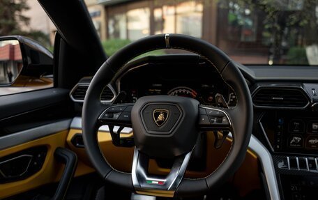 Lamborghini Urus I, 2021 год, 24 500 000 рублей, 17 фотография