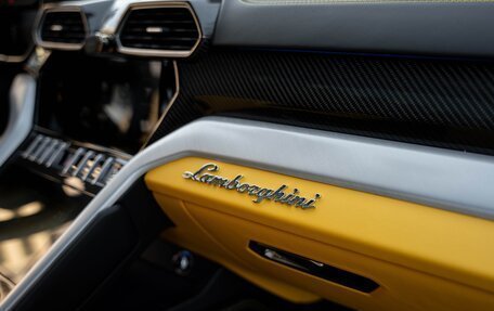 Lamborghini Urus I, 2021 год, 24 500 000 рублей, 28 фотография