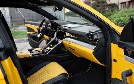 Lamborghini Urus I, 2021 год, 24 500 000 рублей, 29 фотография