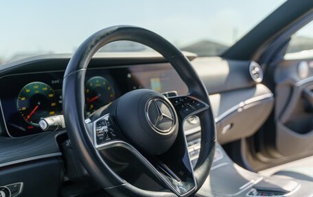 Mercedes-Benz E-Класс, 2022 год, 5 300 000 рублей, 19 фотография