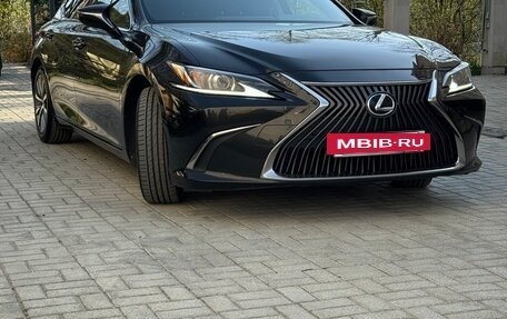 Lexus ES VII, 2018 год, 3 350 000 рублей, 2 фотография