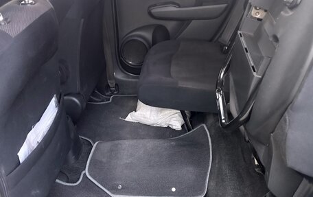 Honda Fit III, 2008 год, 850 000 рублей, 10 фотография
