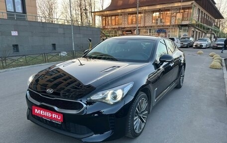 KIA Stinger I, 2019 год, 2 350 000 рублей, 1 фотография