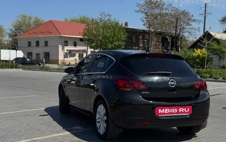 Opel Astra J, 2011 год, 980 000 рублей, 7 фотография
