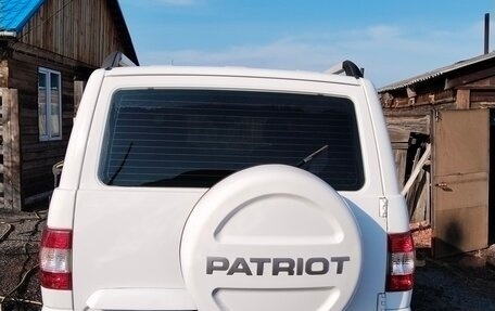 ЛуАЗ Patriot, 2021 год, 1 800 000 рублей, 13 фотография