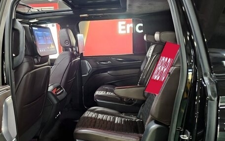 Cadillac Escalade V, 2024 год, 14 450 000 рублей, 11 фотография
