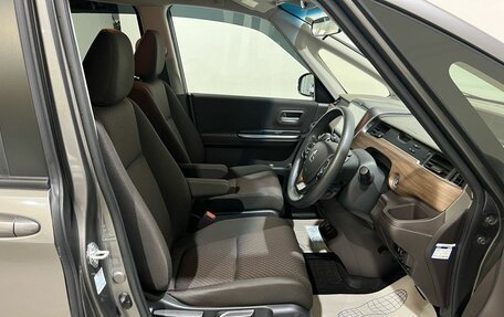 Honda Freed II, 2020 год, 1 800 000 рублей, 13 фотография