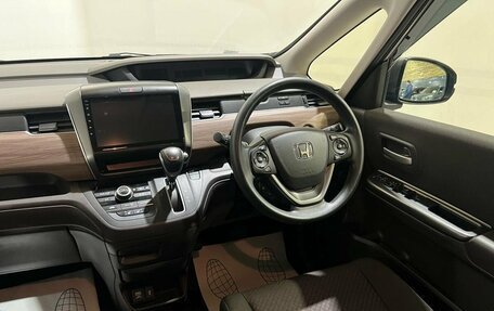 Honda Freed II, 2020 год, 1 800 000 рублей, 24 фотография