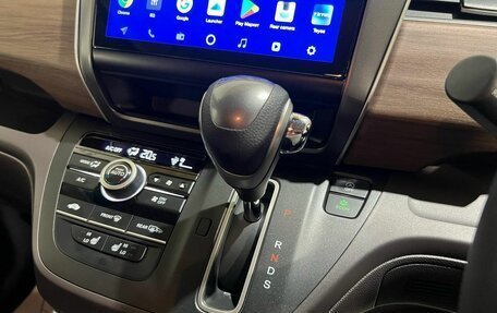 Honda Freed II, 2020 год, 1 800 000 рублей, 31 фотография