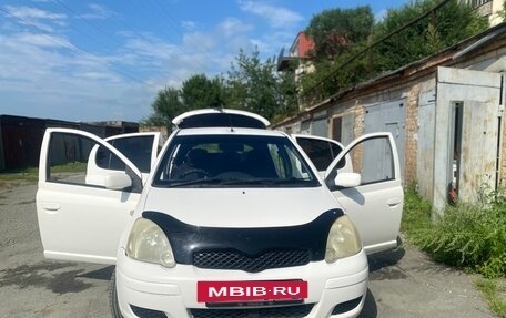 Toyota Vitz, 2002 год, 300 000 рублей, 3 фотография