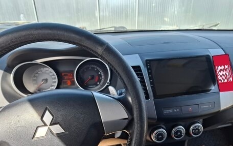 Mitsubishi Outlander III рестайлинг 3, 2008 год, 1 100 000 рублей, 6 фотография