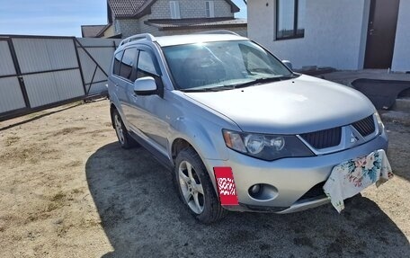 Mitsubishi Outlander III рестайлинг 3, 2008 год, 1 100 000 рублей, 2 фотография