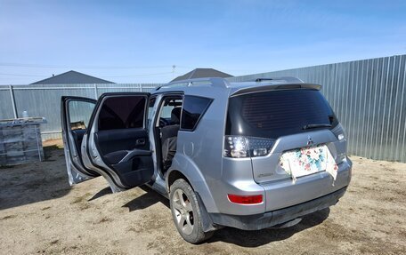 Mitsubishi Outlander III рестайлинг 3, 2008 год, 1 100 000 рублей, 9 фотография