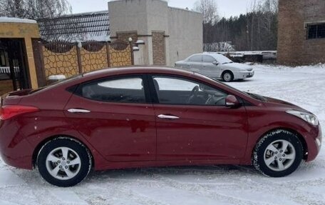 Hyundai Avante, 2011 год, 930 000 рублей, 2 фотография