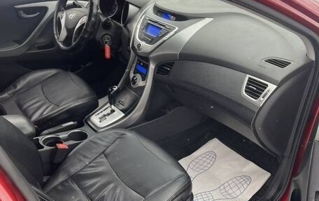 Hyundai Avante, 2011 год, 930 000 рублей, 3 фотография