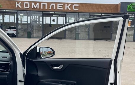 KIA Stonic, 2019 год, 2 100 000 рублей, 9 фотография