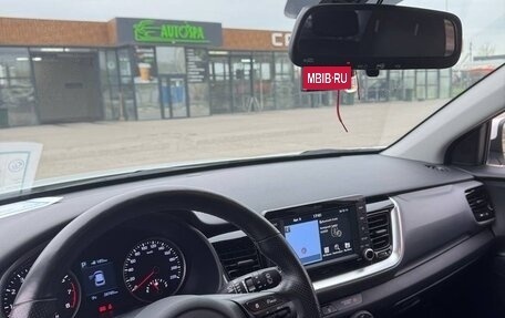 KIA Stonic, 2019 год, 2 100 000 рублей, 13 фотография