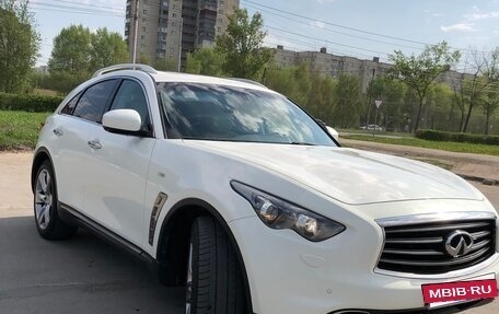 Infiniti FX II, 2012 год, 1 980 000 рублей, 4 фотография