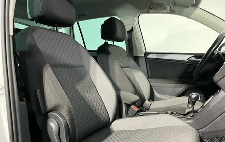 Volkswagen Tiguan II, 2018 год, 2 249 000 рублей, 15 фотография