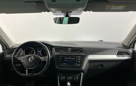 Volkswagen Tiguan II, 2018 год, 2 249 000 рублей, 7 фотография