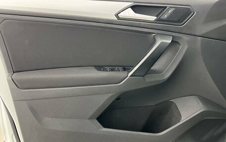 Volkswagen Tiguan II, 2018 год, 2 249 000 рублей, 17 фотография