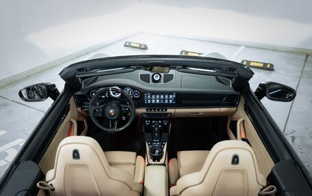 Porsche 911, 2022 год, 29 500 000 рублей, 20 фотография