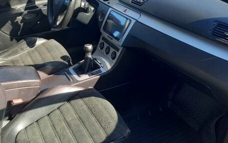Volkswagen Passat B6, 2006 год, 680 000 рублей, 6 фотография