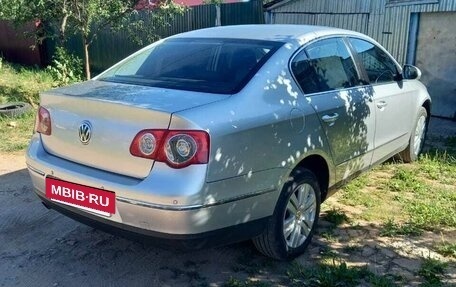 Volkswagen Passat B6, 2006 год, 680 000 рублей, 3 фотография