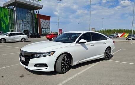 Honda Accord IX рестайлинг, 2019 год, 2 100 000 рублей, 2 фотография