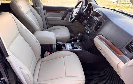 Mitsubishi Pajero IV, 2007 год, 1 550 000 рублей, 15 фотография