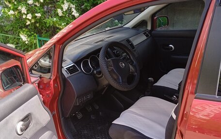 Nissan Tiida, 2010 год, 890 000 рублей, 6 фотография