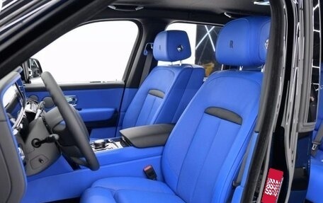 Rolls-Royce Cullinan, 2025 год, 905 000 рублей, 10 фотография