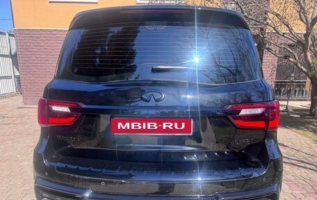 Infiniti QX80 I рестайлинг, 2022 год, 13 000 000 рублей, 5 фотография