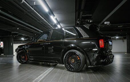 Rolls-Royce Cullinan, 2023 год, 59 500 000 рублей, 6 фотография