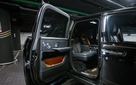 Rolls-Royce Cullinan, 2023 год, 59 500 000 рублей, 18 фотография
