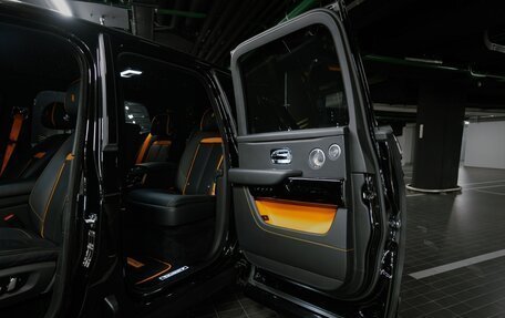 Rolls-Royce Cullinan, 2023 год, 59 500 000 рублей, 21 фотография