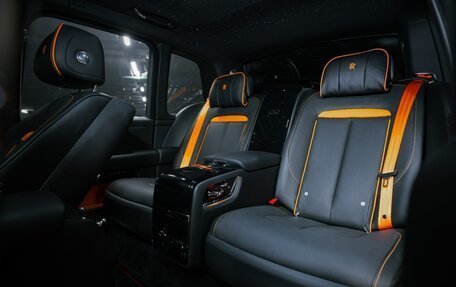 Rolls-Royce Cullinan, 2023 год, 59 500 000 рублей, 22 фотография